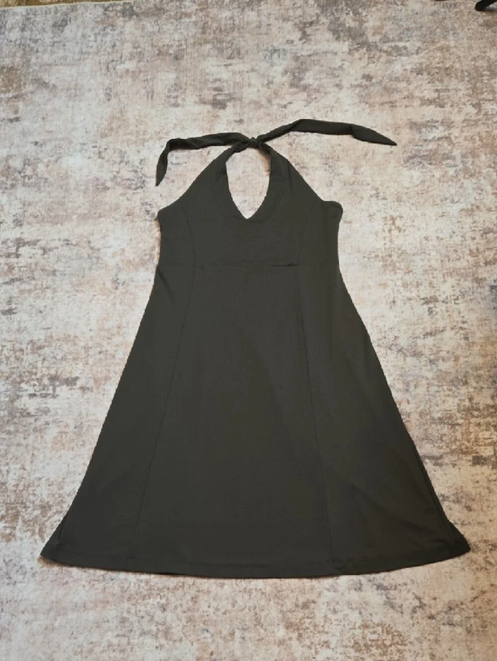 Patagonia Olive Green Sleeveless Halter V-Neck Midi Dress - Picture 8 of 8